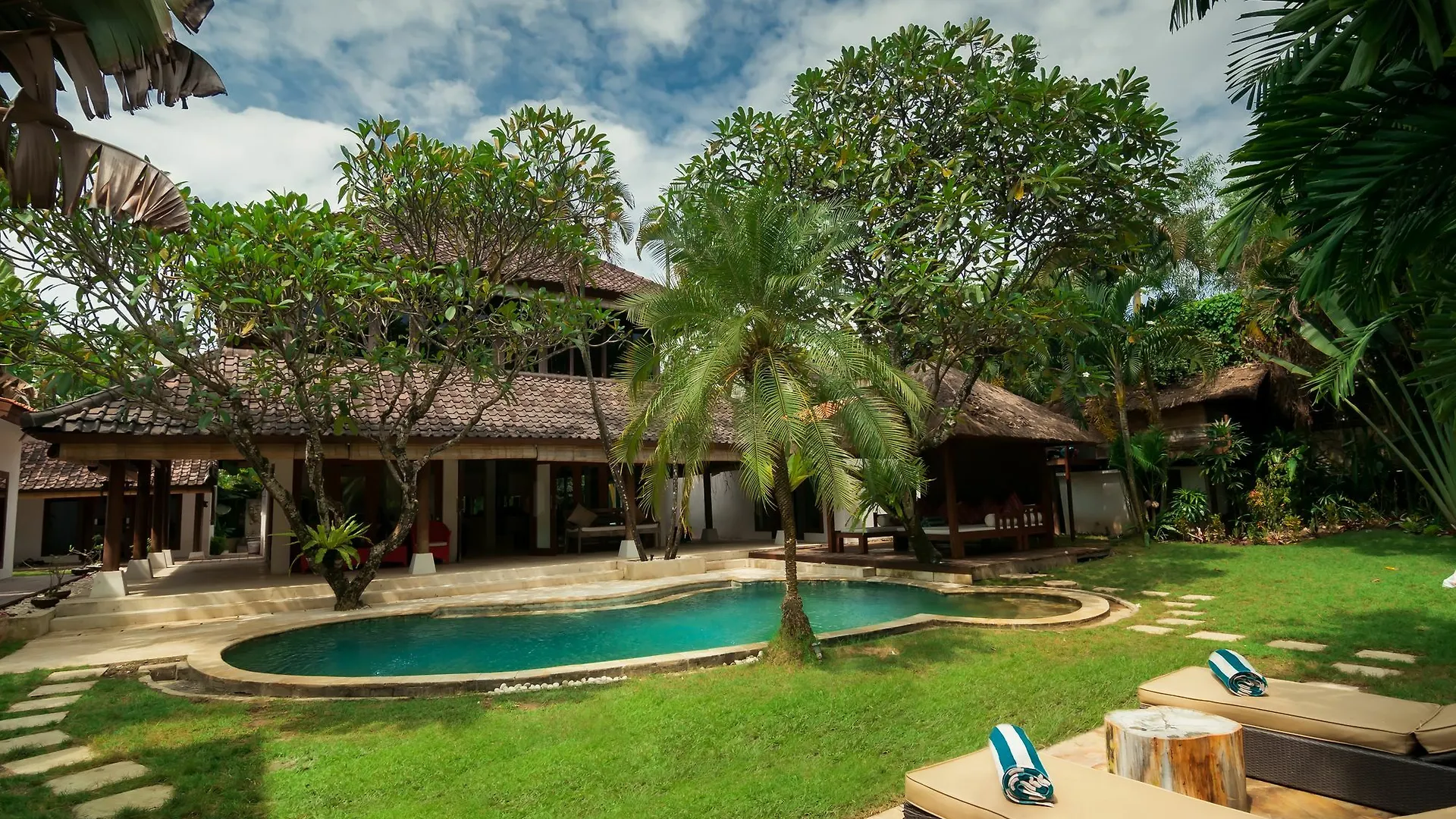 Willa Jasmina Estate Seminyak